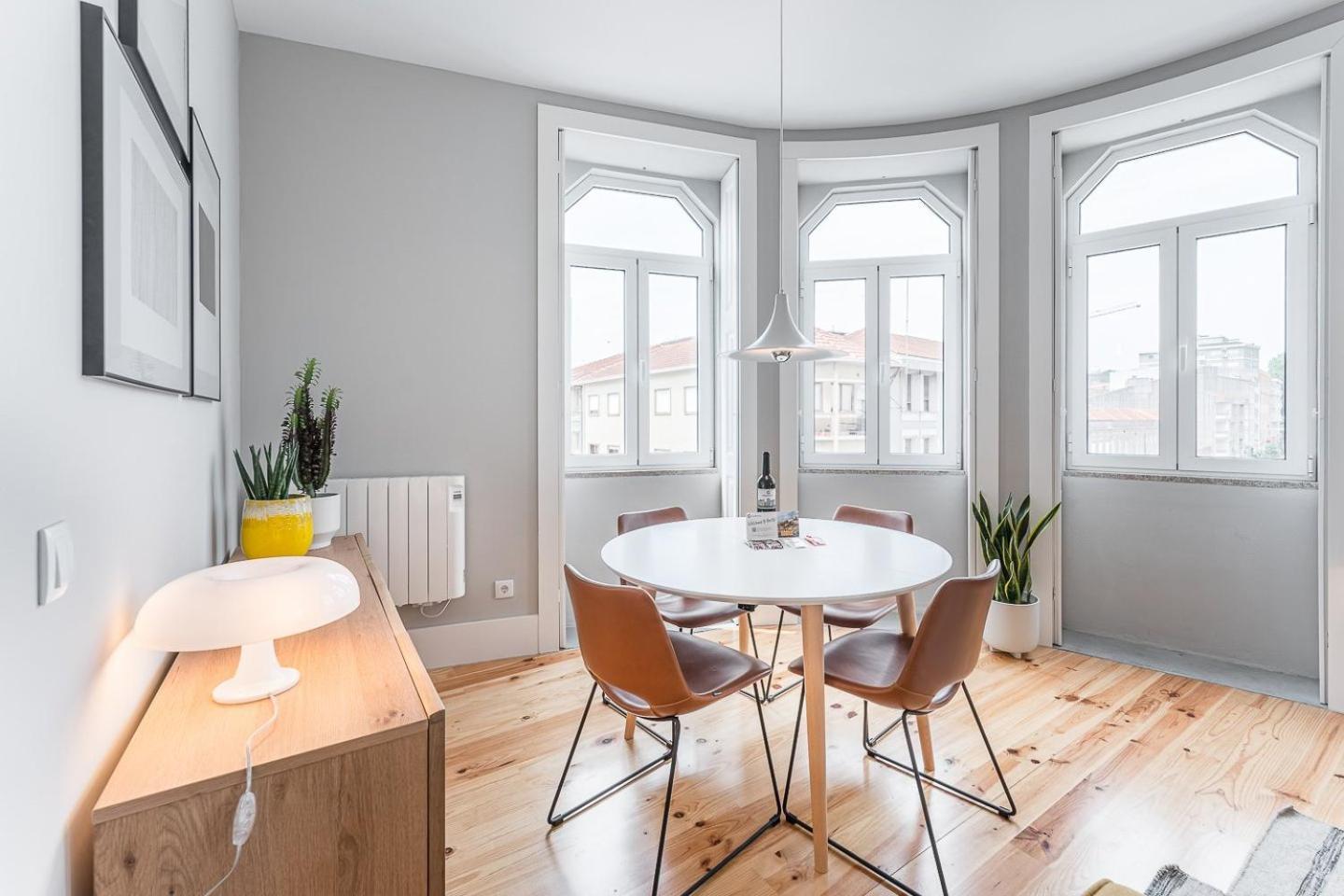 פורטו Guestready - Colorful Apt Near Agosto Station מראה חיצוני תמונה