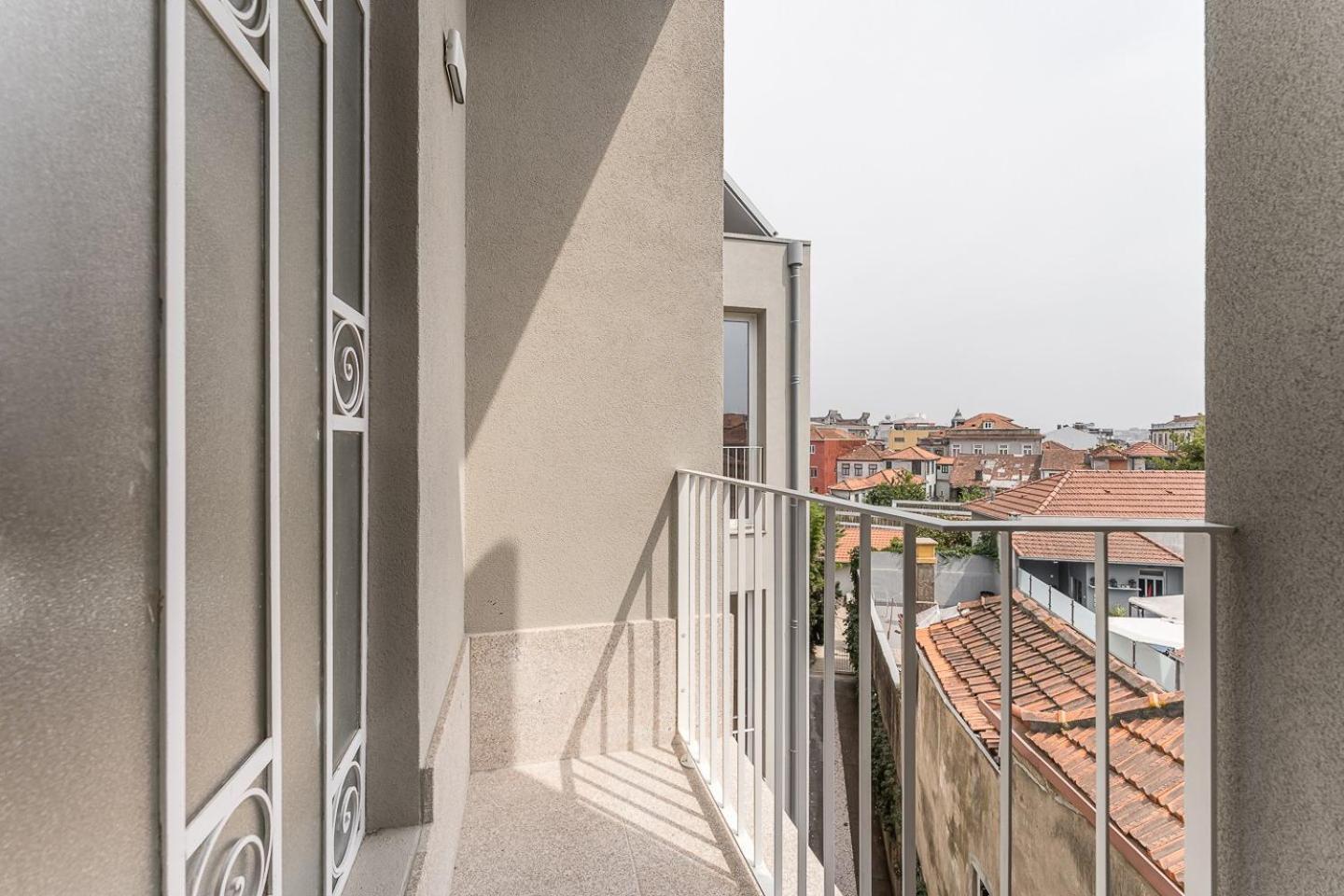 פורטו Guestready - Colorful Apt Near Agosto Station מראה חיצוני תמונה