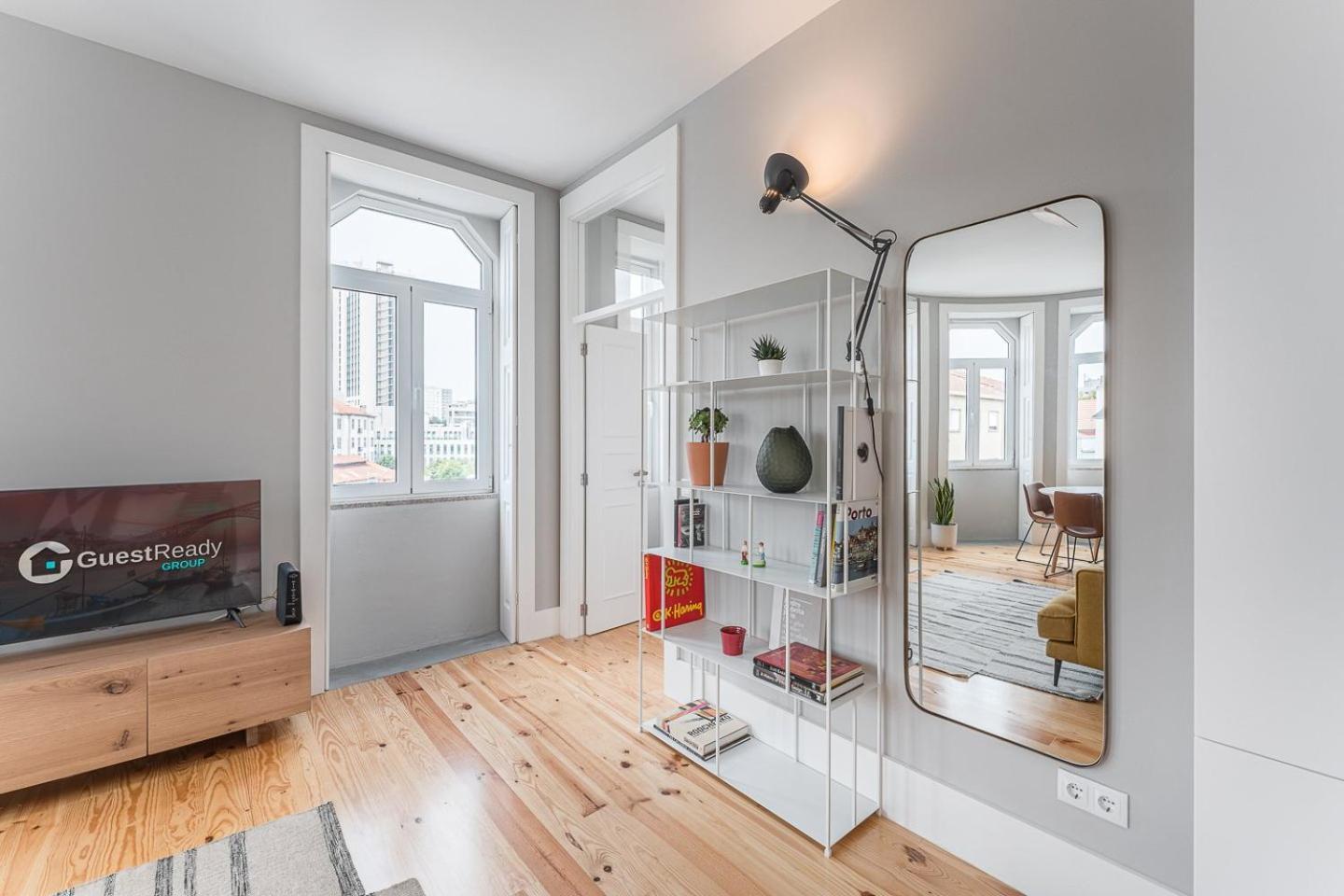 פורטו Guestready - Colorful Apt Near Agosto Station מראה חיצוני תמונה